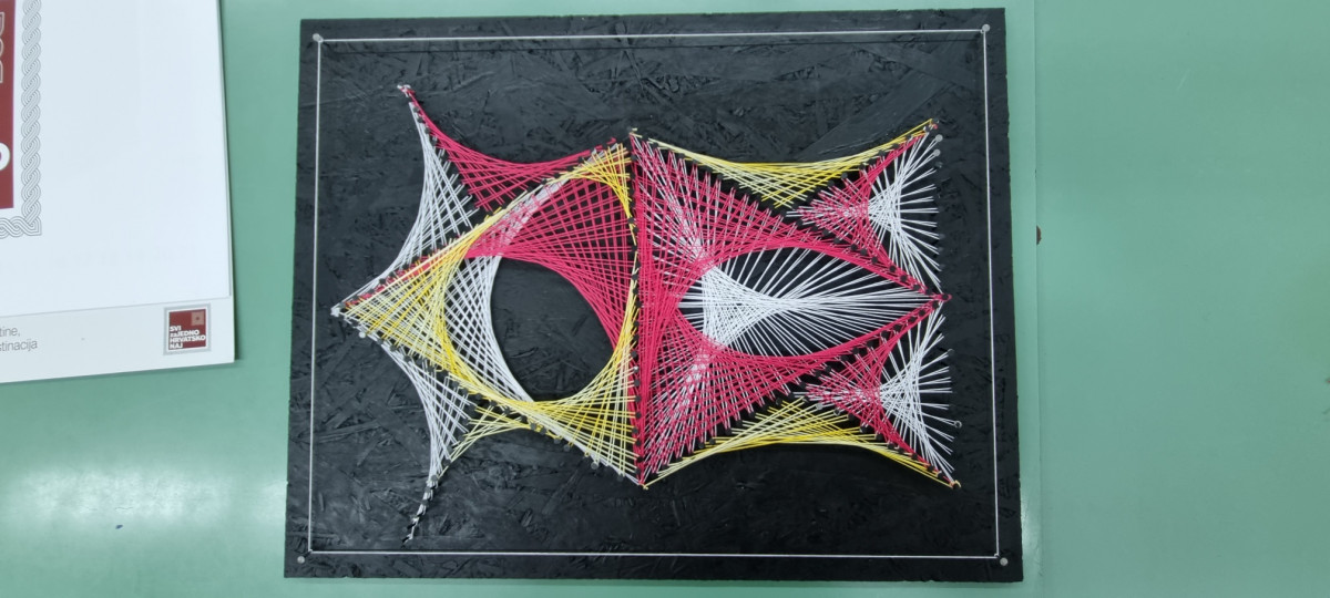 Ela Vrbanac Tomić - String art