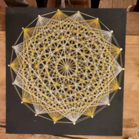 Anamaria Tokić - String art