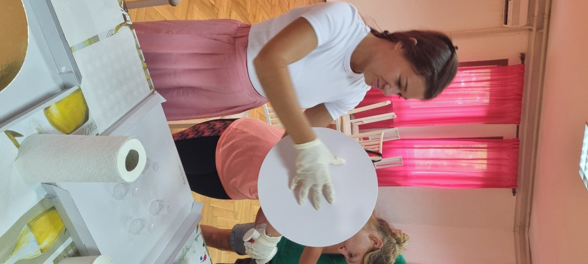 Kreativni ljetni kamp "Vjeruj u sebe" u Velom Lošinju