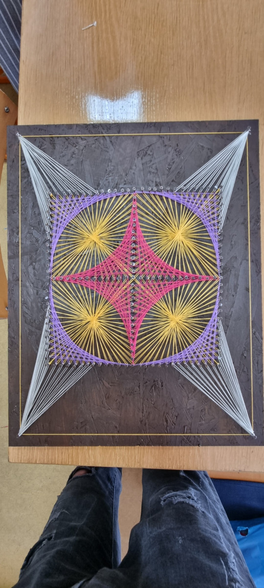 Katarina Goršeta - String art