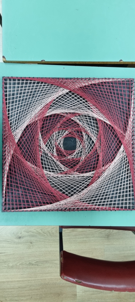 Katarina Goršeta - String art