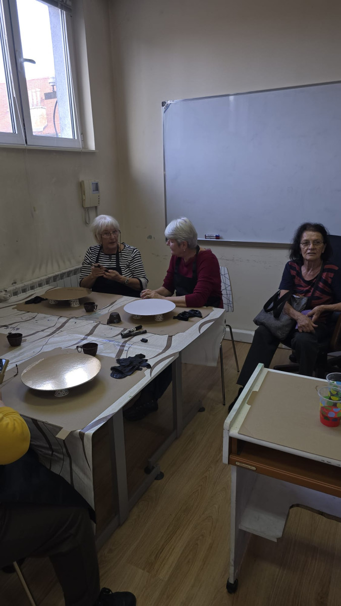 S NAMA JE BOLJE - antistresne kreativne radionice s Udrugom invalida rada Zagreba