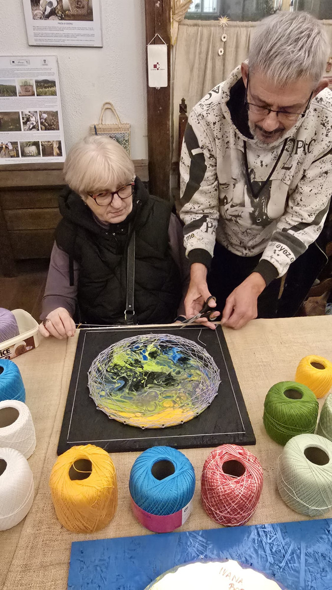 S NAMA JE BOLJE - antistresne kreativne radionice s Udrugom Nismo same