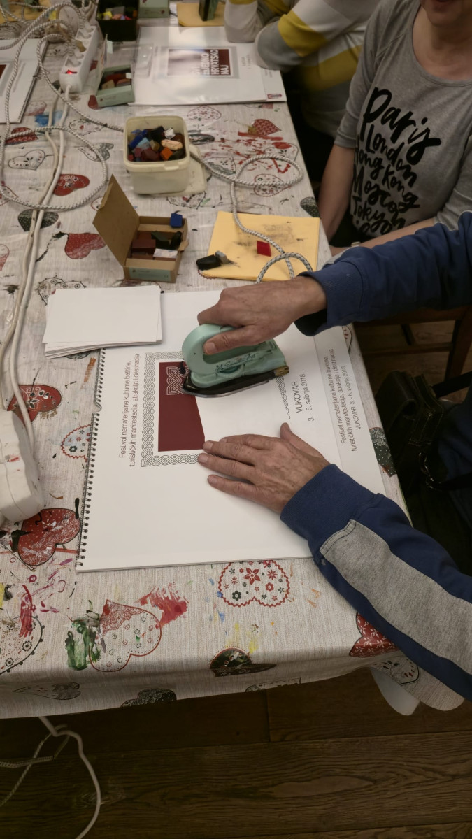 S NAMA JE BOLJE - antistresne kreativne radionice s Udrugom umirovljenika seniori Studentskog grada