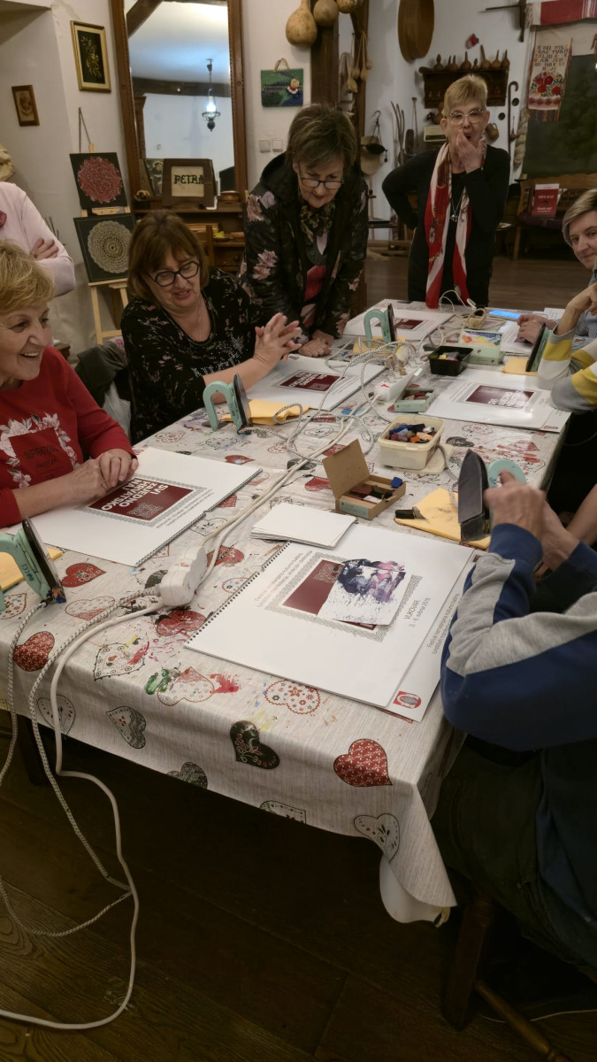 S NAMA JE BOLJE - antistresne kreativne radionice s Udrugom umirovljenika seniori Studentskog grada
