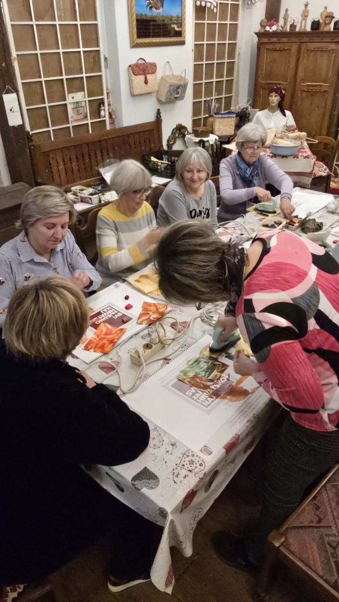 S NAMA JE BOLJE - antistresne kreativne radionice s Udrugom umirovljenika seniori Studentskog grada