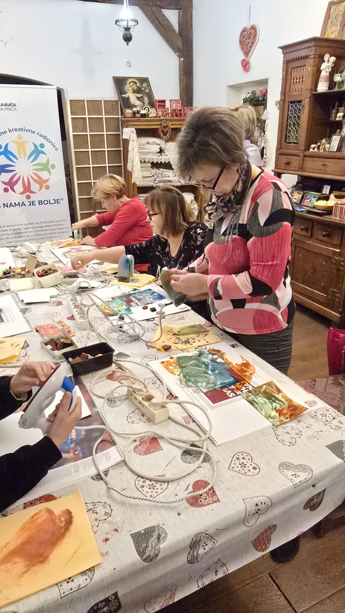S NAMA JE BOLJE - antistresne kreativne radionice s Udrugom umirovljenika seniori Studentskog grada