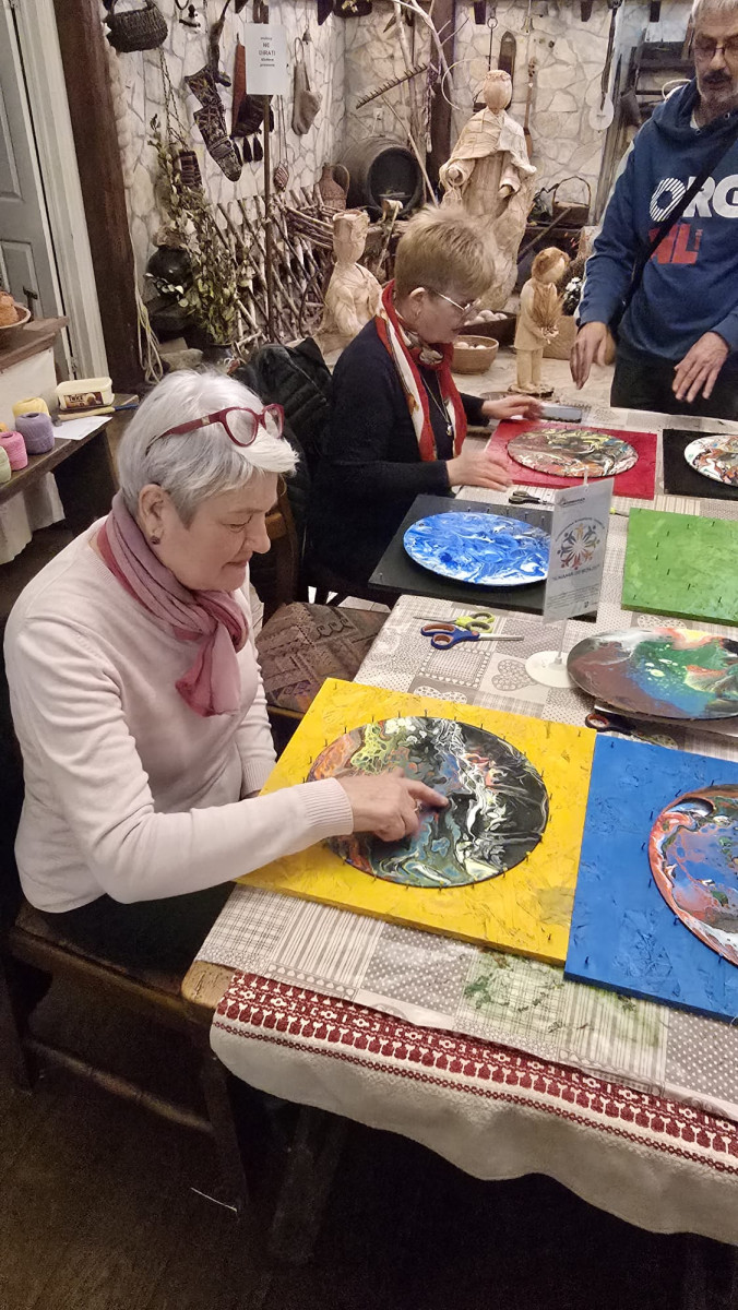 S NAMA JE BOLJE - antistresne kreativne radionice s Udrugom invalida rada Zagreba