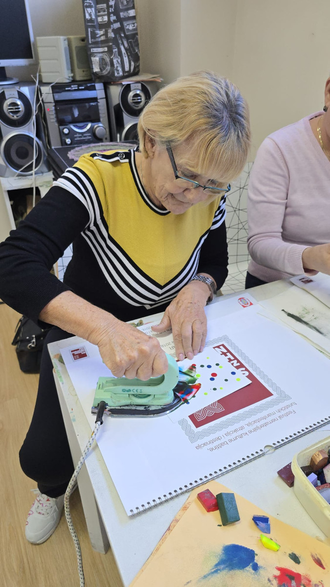 S NAMA JE BOLJE - antistresne kreativne radionice u Domu za starije i nemoćne Trešnjevka