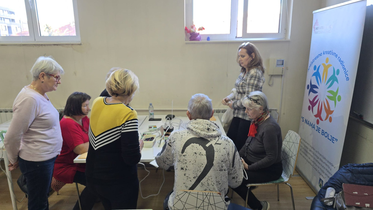 S NAMA JE BOLJE - antistresne kreativne radionice u Domu za starije i nemoćne Trešnjevka