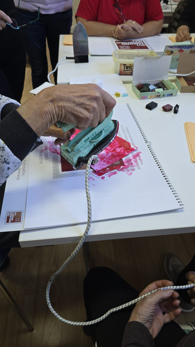 S NAMA JE BOLJE - antistresne kreativne radionice u Domu za starije i nemoćne Trešnjevka