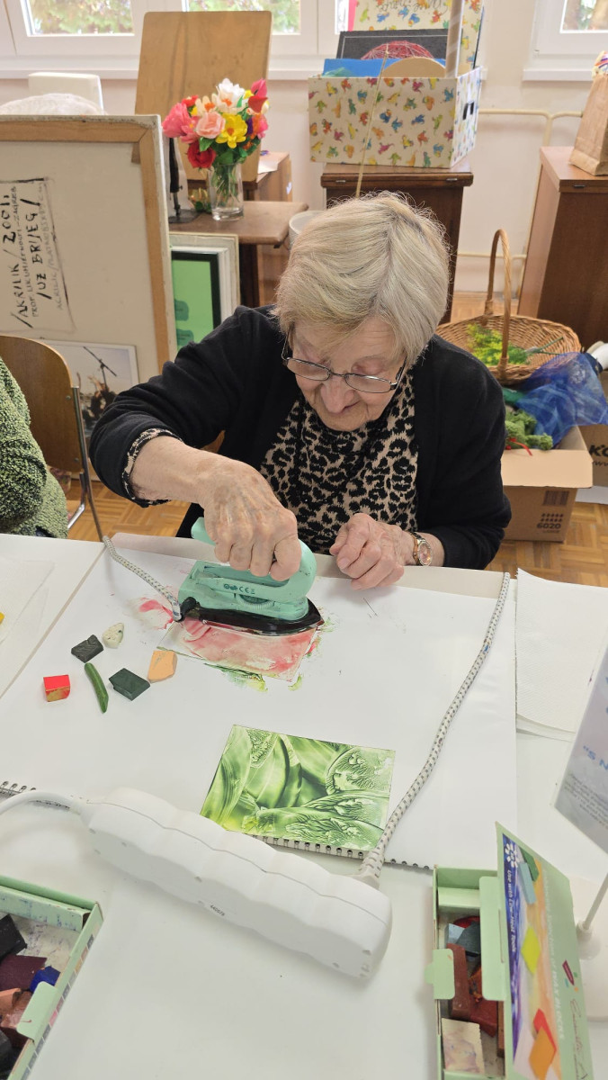 S NAMA JE BOLJE - antistresne kreativne radionice u Domu za starije i nemoćne osobe Trešnjevka