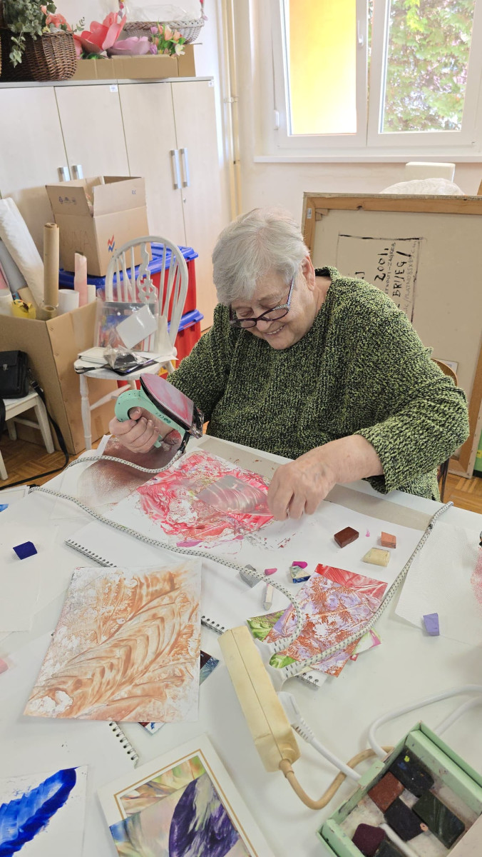 S NAMA JE BOLJE - antistresne kreativne radionice u Domu za starije i nemoćne osobe Trešnjevka