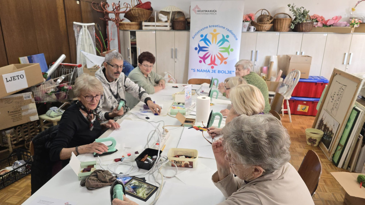 S NAMA JE BOLJE - antistresne kreativne radionice u Domu za starije i nemoćne osobe Trešnjevka