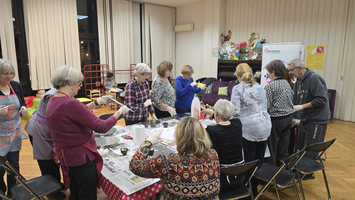 S NAMA JE BOLJE - antistresne kreativne radionice sa Seniorima Studentskog grada