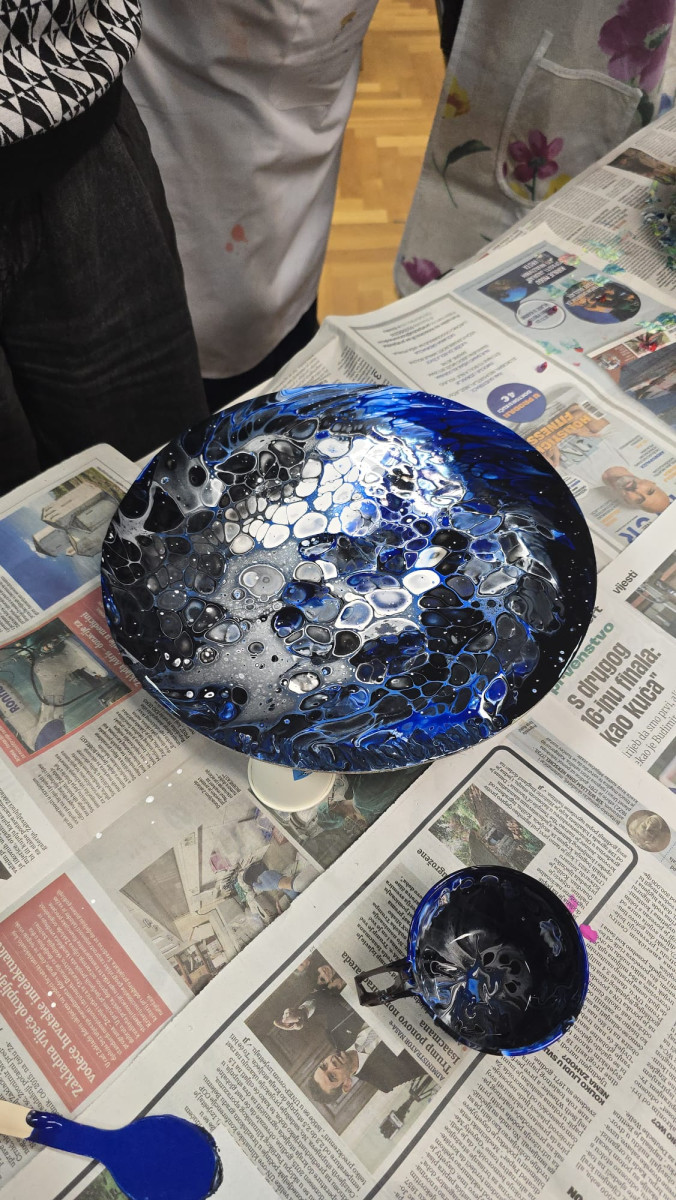 S NAMA JE BOLJE - antistresne kreativne radionice sa Seniorima Studentskog grada