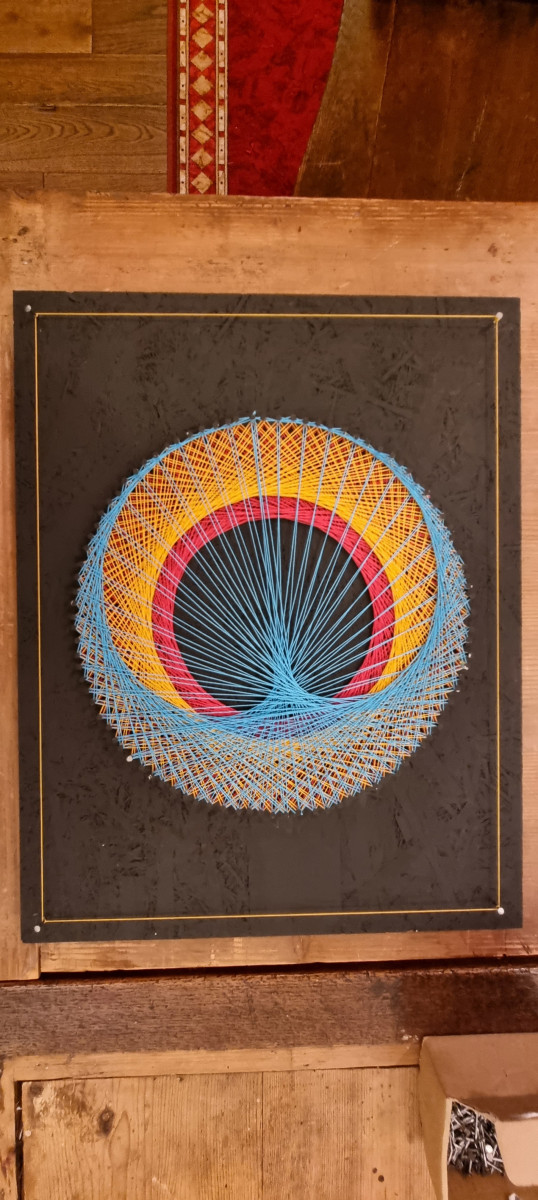 Lara Šercar - String art