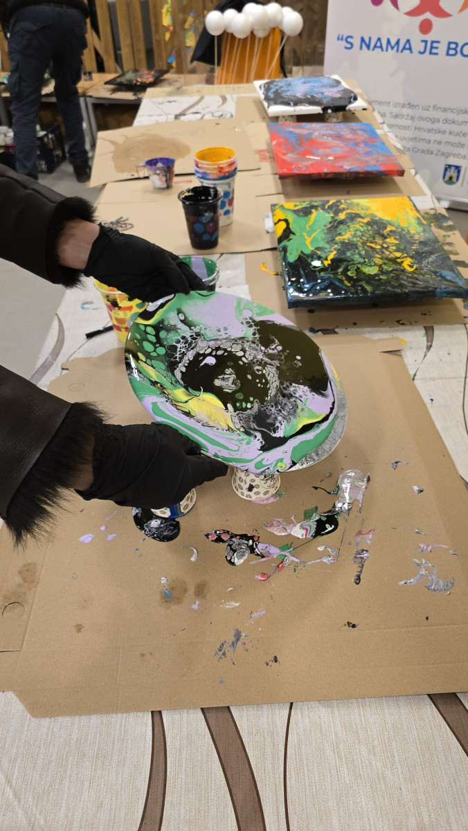 S NAMA JE BOLJE - antistresne kreativne radionice s poznatim osobama