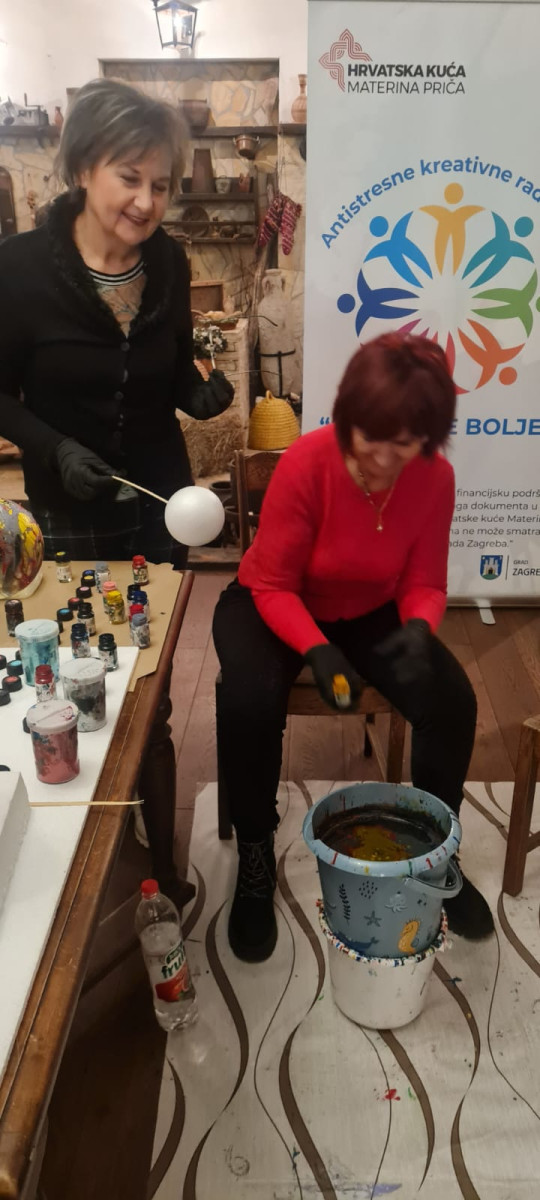 S NAMA JE BOLJE - antistresne kreativne radionice s članicama Udruge umirovljenika Seniori Studentskog grada