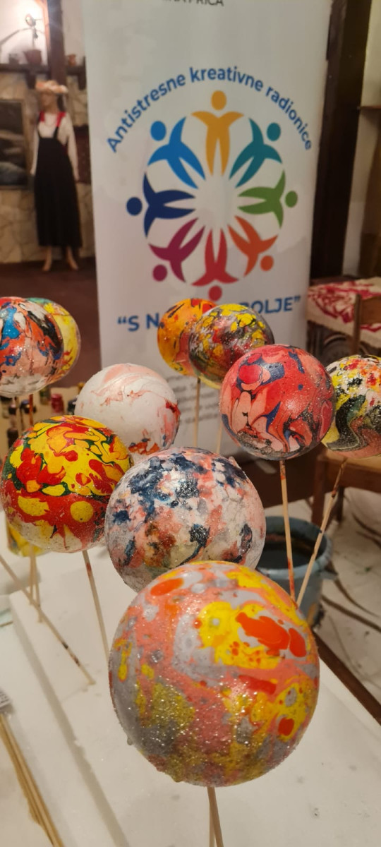 S NAMA JE BOLJE - antistresne kreativne radionice s članicama Udruge umirovljenika Seniori Studentskog grada