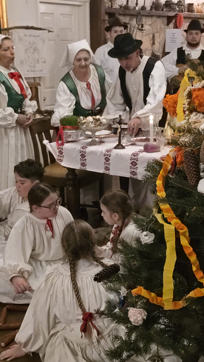 ''Hrvatski eno-gastro advent u Hrvatskoj kući"