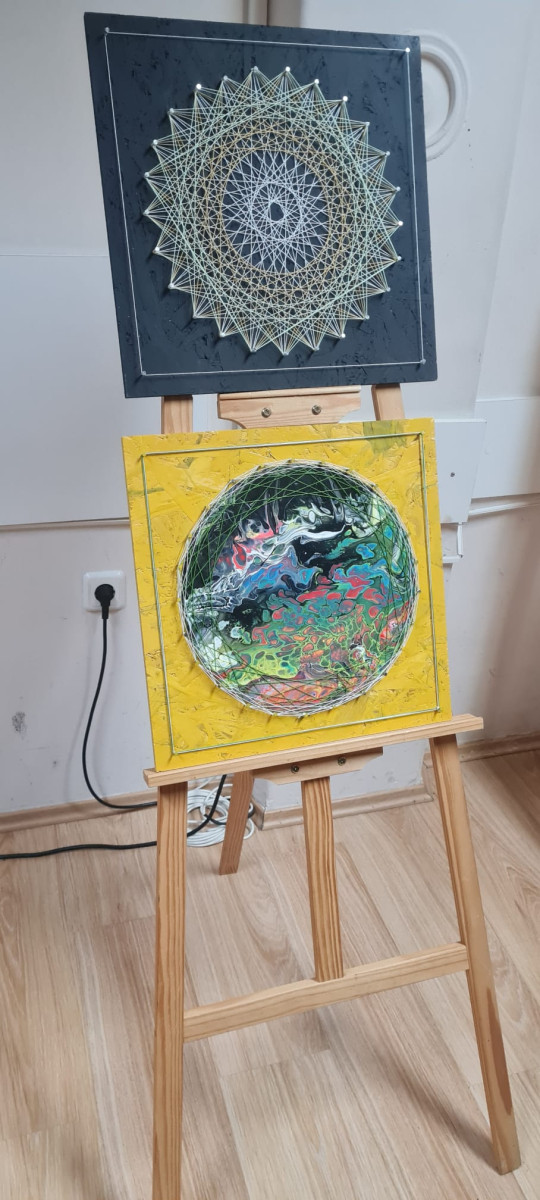 Kreativnost kao terapija: prva izložba radova polaznika radionica „S nama je bolje“