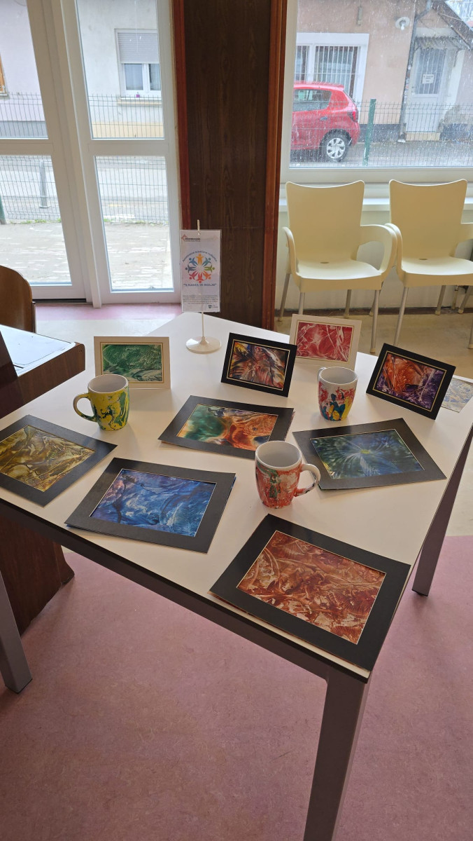 Kreativnost kao terapija: 2. izložba radova polaznika radionica „S nama je bolje“