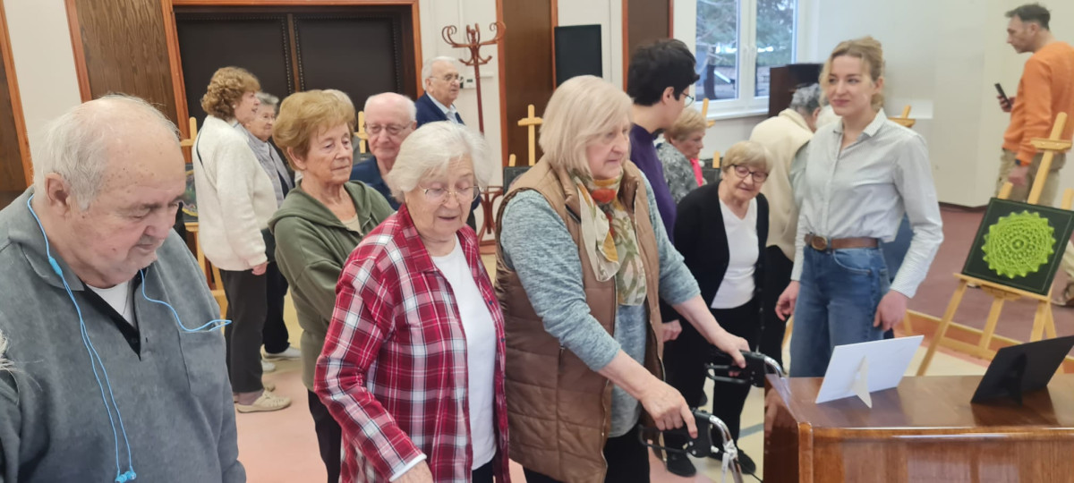 Kreativnost kao terapija: 2. izložba radova polaznika radionica „S nama je bolje“