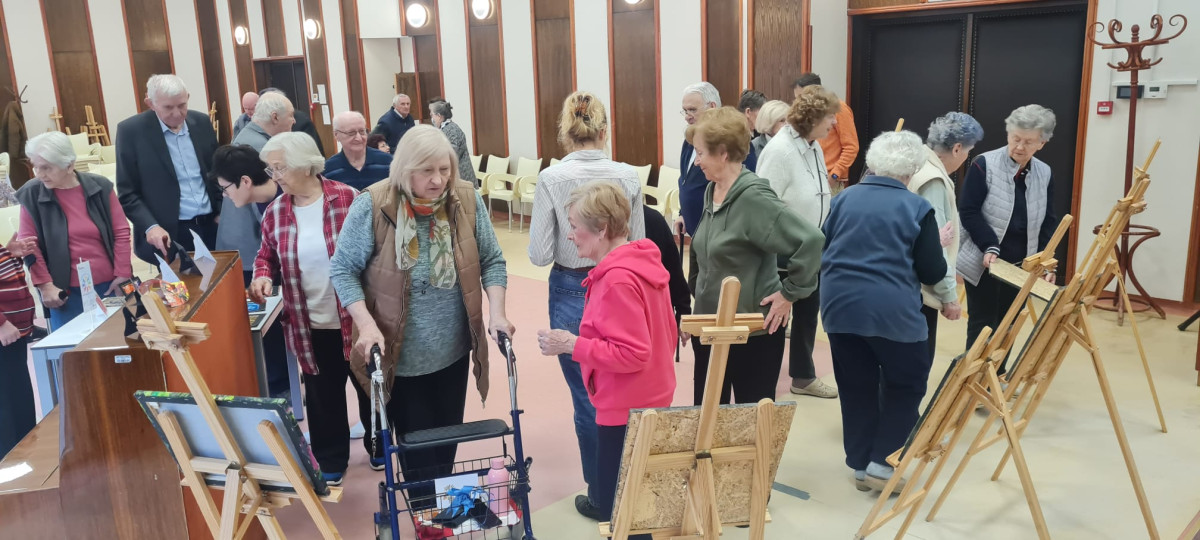 Kreativnost kao terapija: 2. izložba radova polaznika radionica „S nama je bolje“