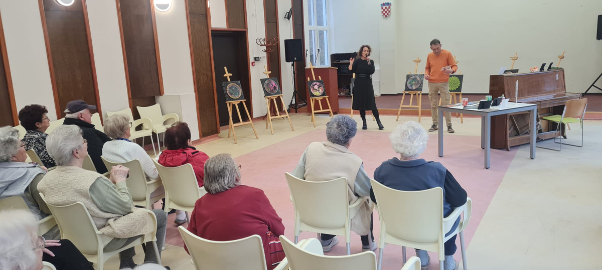 Kreativnost kao terapija: 2. izložba radova polaznika radionica „S nama je bolje“