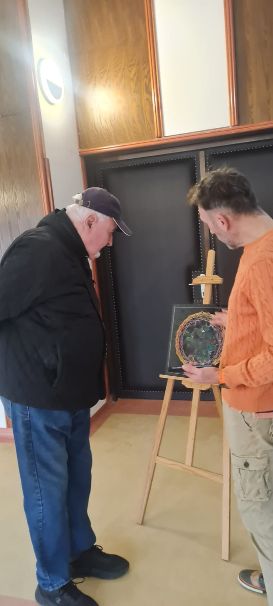 Kreativnost kao terapija: 2. izložba radova polaznika radionica „S nama je bolje“