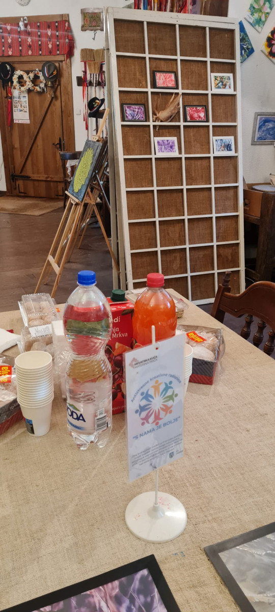 Kreativnost kao lijek – otvorena treća izložba “S nama je bolje”