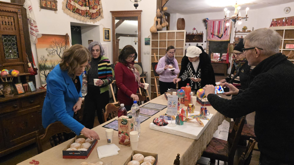 Kreativnost kao lijek – otvorena treća izložba “S nama je bolje”