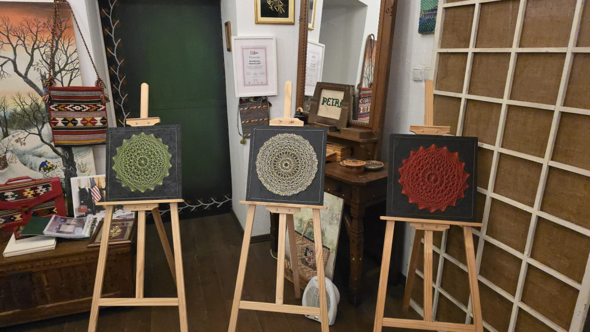 Kreativnost kao lijek – otvorena treća izložba “S nama je bolje”