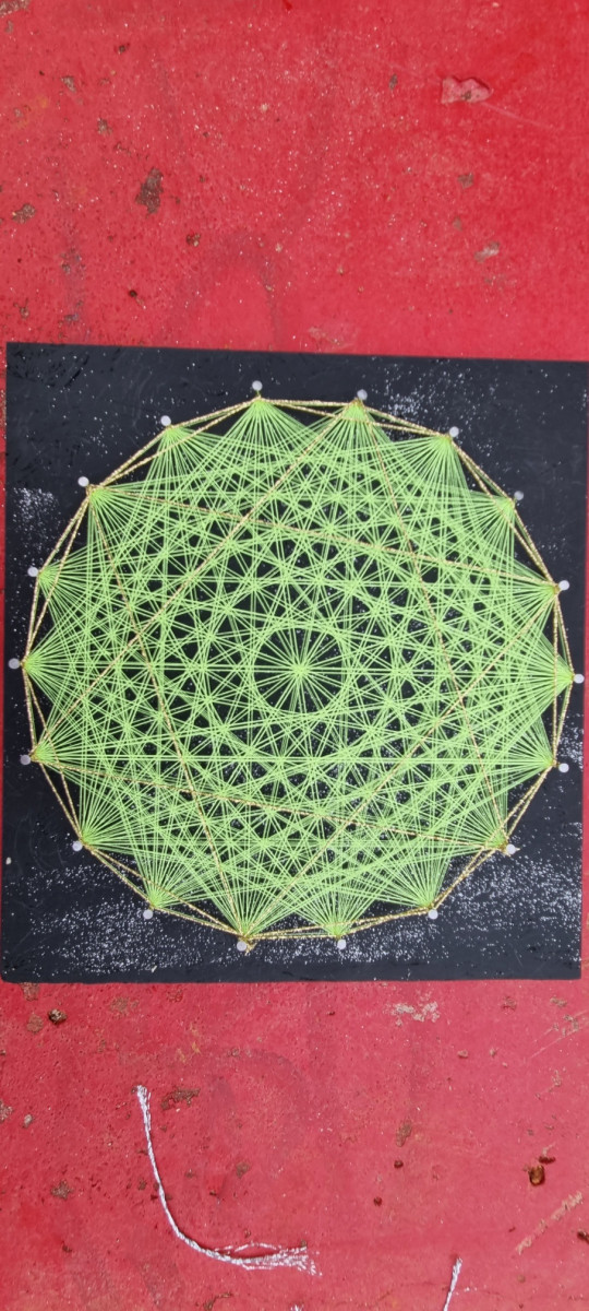 Ljiljana Brković Zorčić - String art