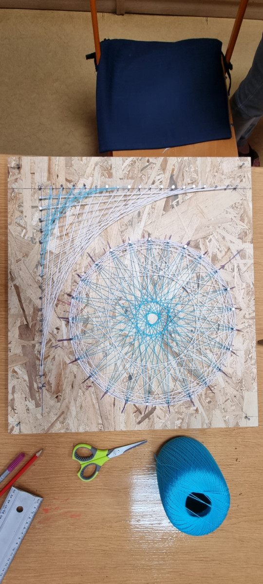 Matea Jajalo - String art