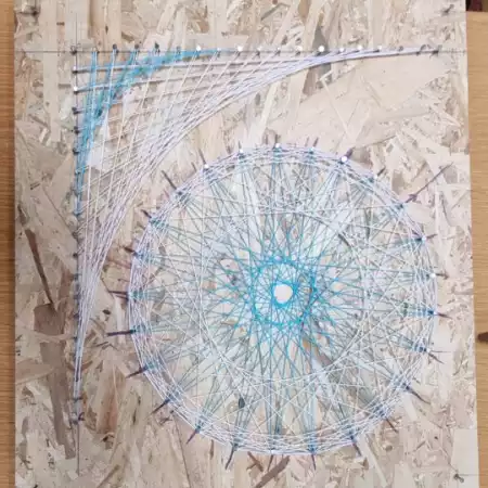 Matea Jajalo - String art