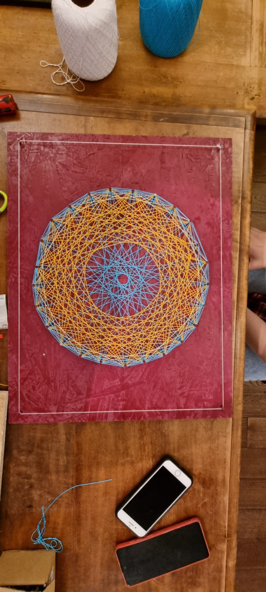 Petra Kolundžija - String art